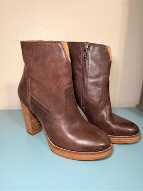 Lucky Brand Dark Brown Leather Ankle Booties with Stacked Heel